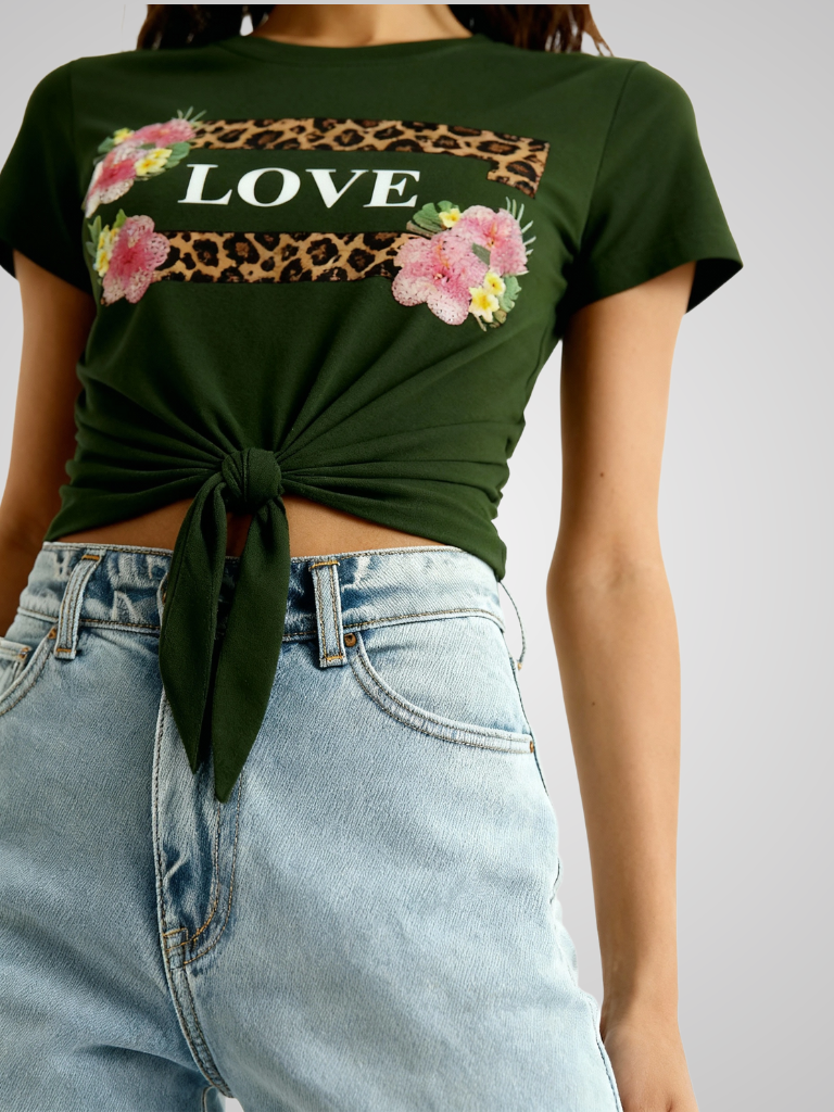 Crop Tee – Love Print
